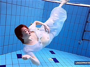 unbelievable unshaved underwatershow by Marketa